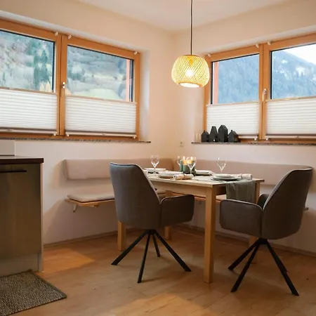 Sonnenhalb Lägenhet *